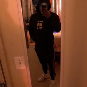 Meet your Posher, Bruce